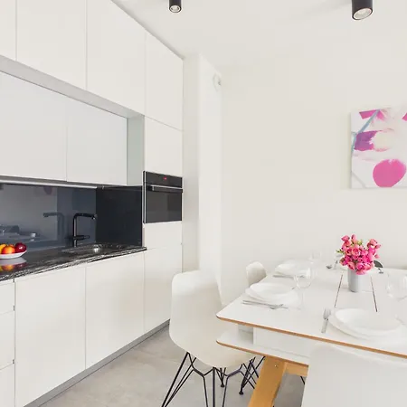 Sprzeczna Light & Space By Solarento Apartman *