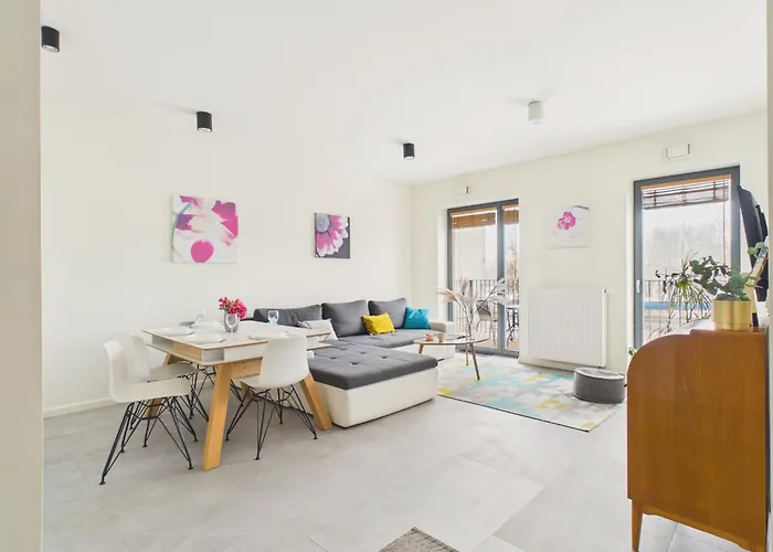 Sprzeczna Light & Space By Solarento Apartman Varsó